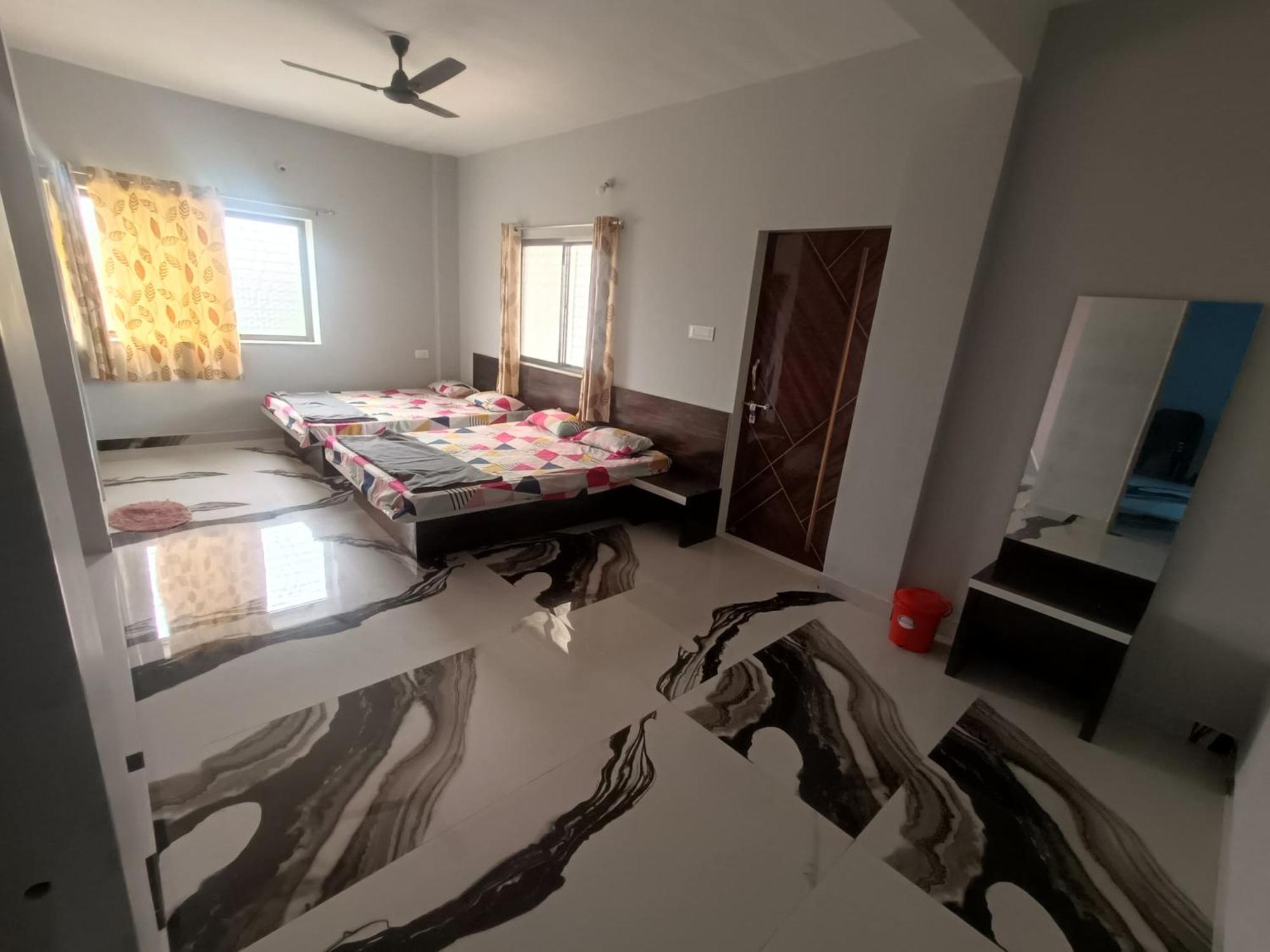 Matoshree Guesthouse Akalkot Экстерьер фото