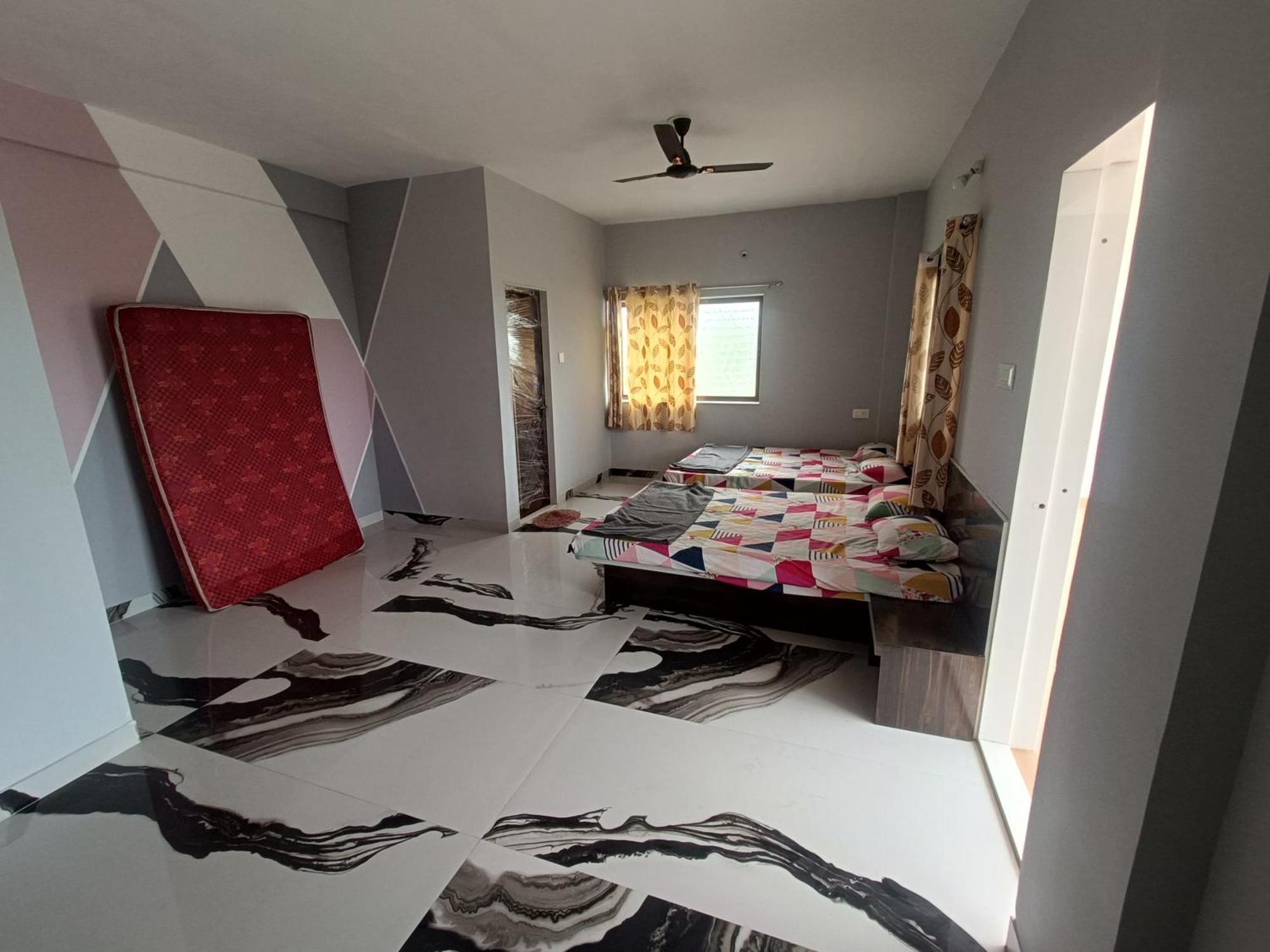 Matoshree Guesthouse Akalkot Экстерьер фото